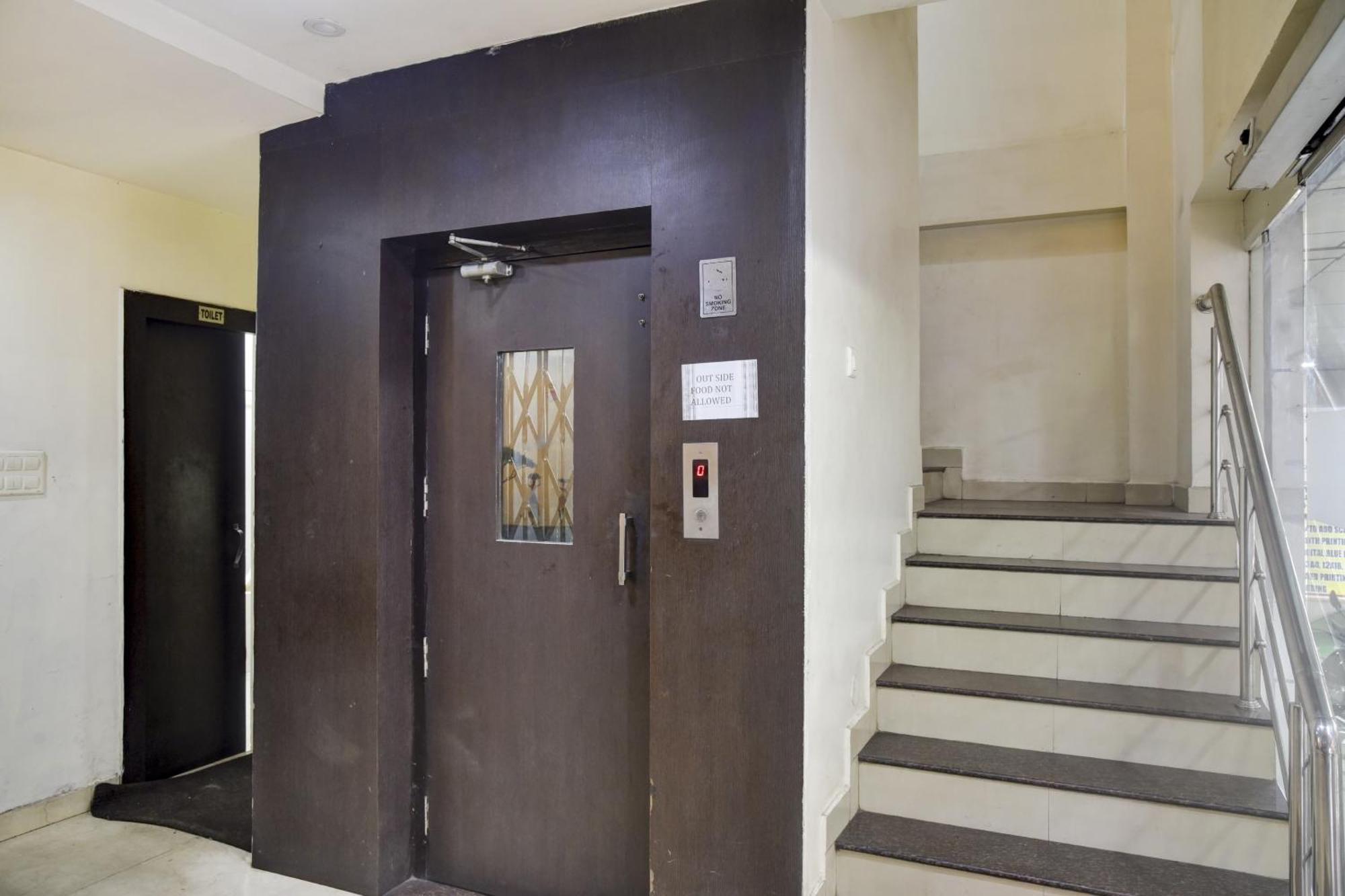 Hotel O Aditya Palace Bhopal Extérieur photo