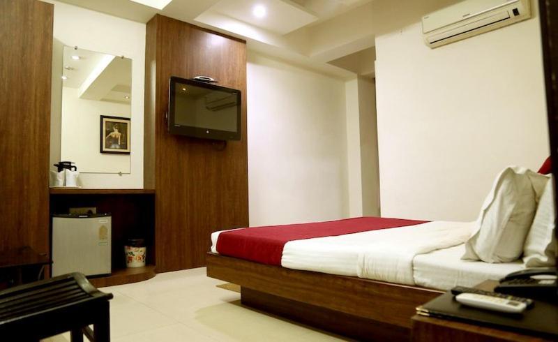 Hotel O Aditya Palace Bhopal Extérieur photo